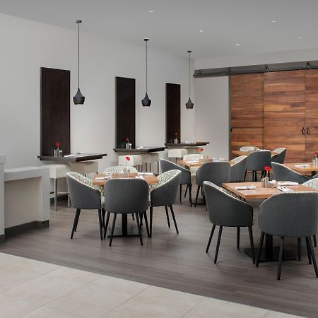 Hotel Crowne Plaza San Antonio Airport By Ihg Extérieur photo