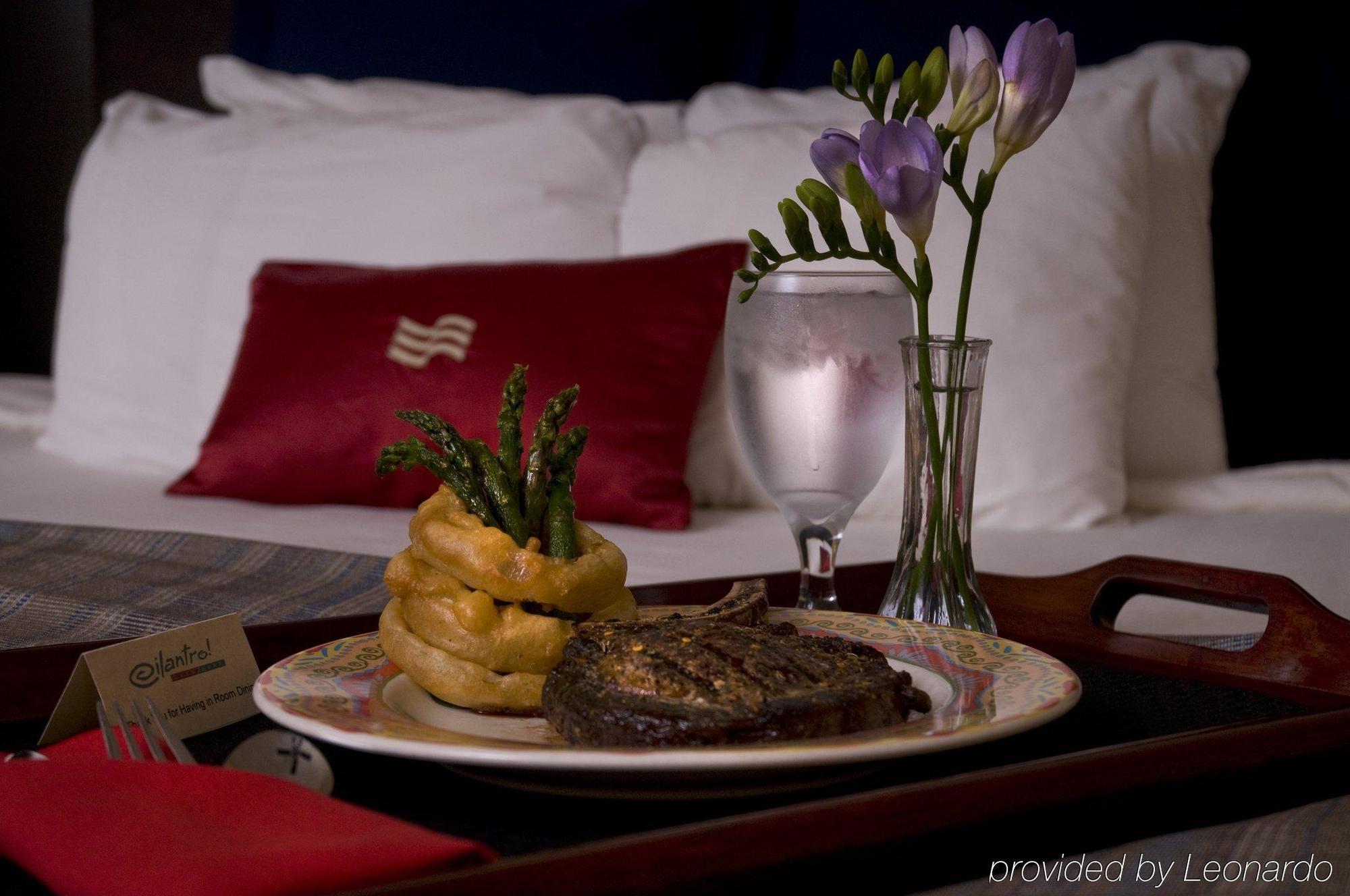 Hotel Crowne Plaza San Antonio Airport By Ihg Extérieur photo